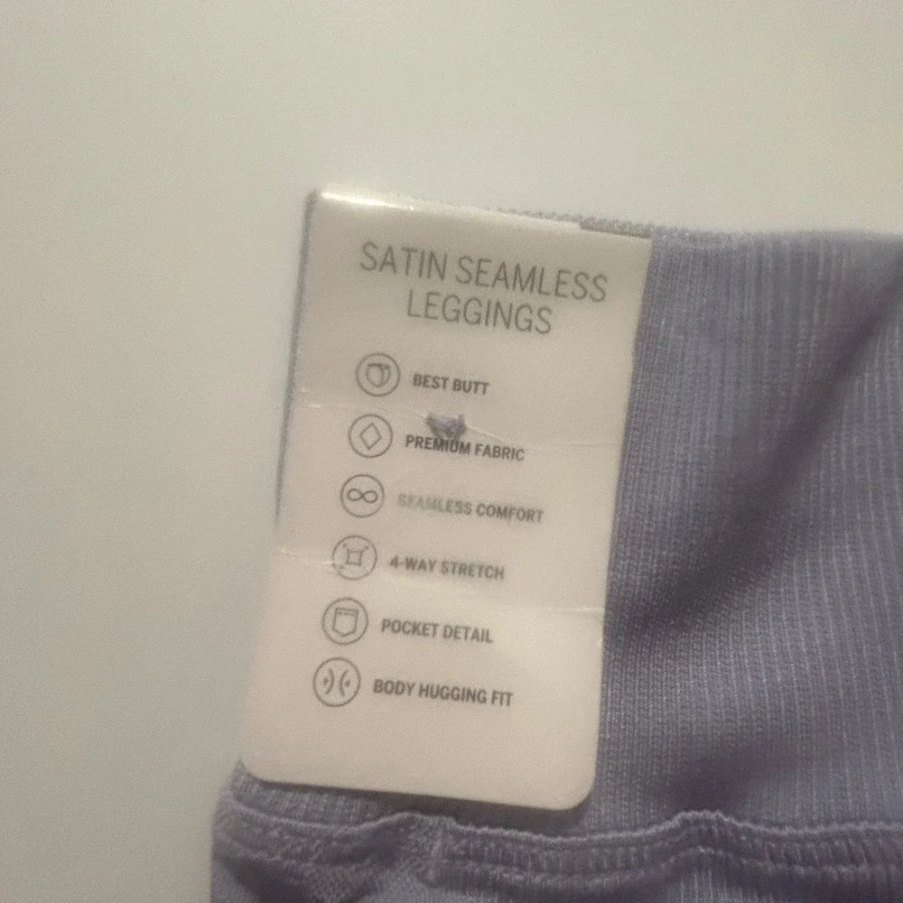 Victoria's Secret PINK Satin Seamless Leggings & Bralette Set Lavender XXL
